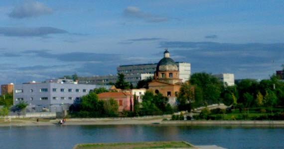 El Ayuntamiento de Madrid transformará la antigua Iglesia rota de Pradolongo en un centro comunitario medioambiental