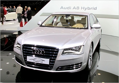Audi fabricará en serie el Audi A8 híbrido en 2012