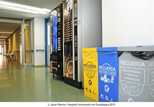 El Hospital Universitario de Guadalajara recicla 45.000 kilos de papel y cartón