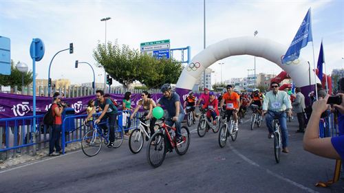 Valencia. La segunda edición del Día de la Bici moviliza a más de 2.000 ciclistas
