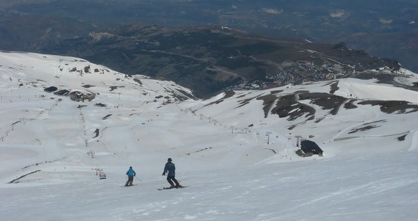 Andalucía acuerda un trazado alternativo al tramo de la pista del Águila que invade el Parque Nacional de Sierra Nevada