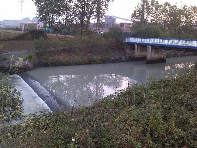 Asturias. Un nuevo vertido a la ría de Avilés