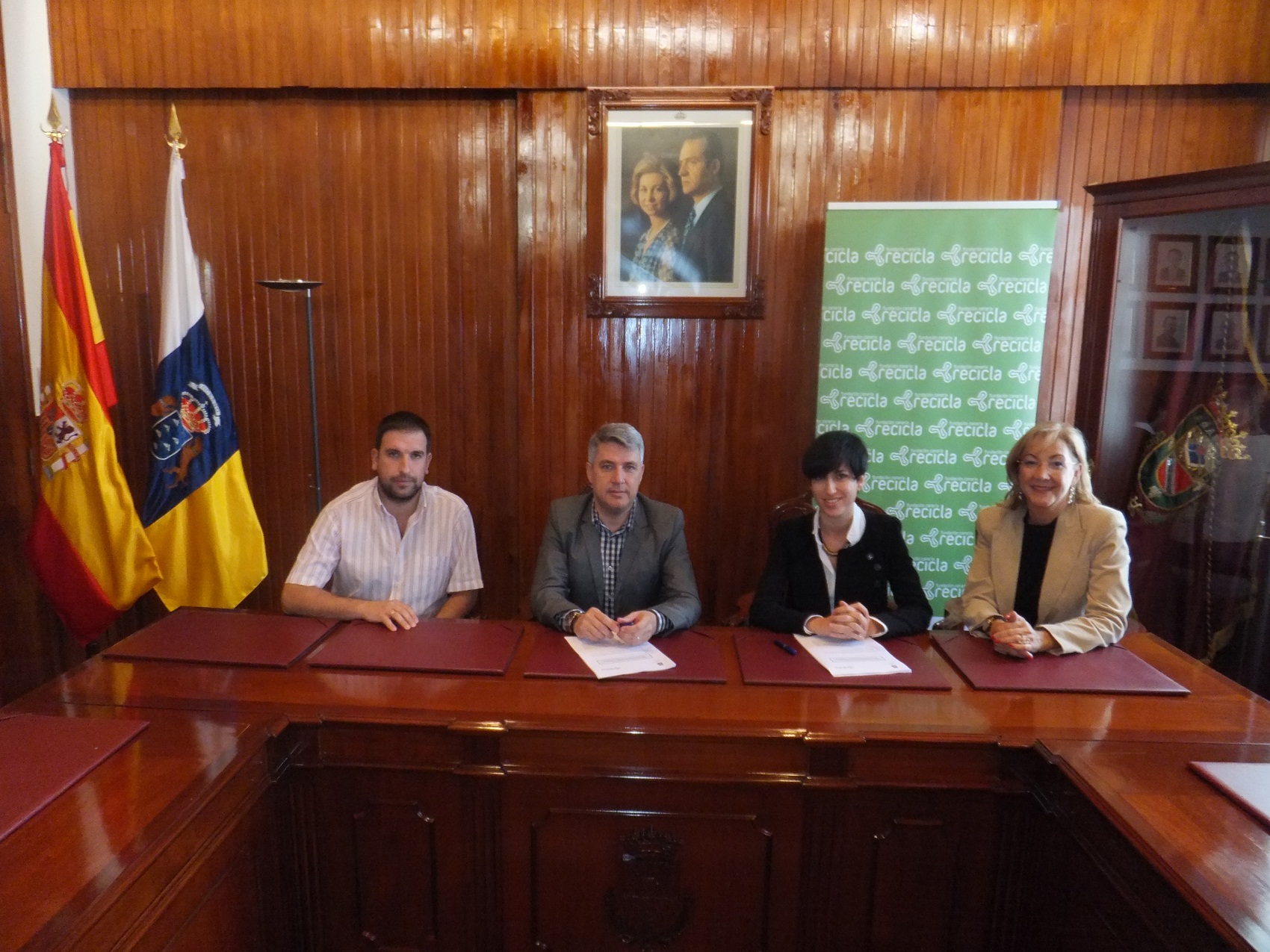 Acuerdo entre el Ayuntamiento de Arafo y Fundación Canaria Recicla para la gestión de residuos