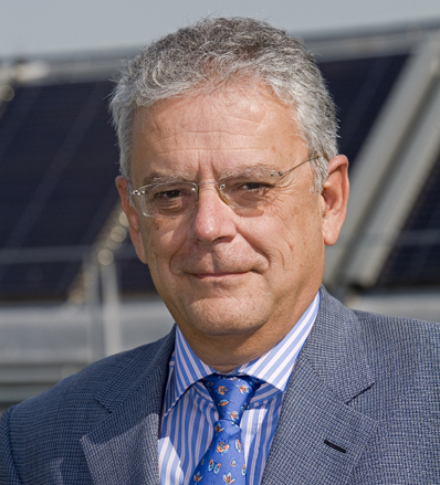 Se Jubila Fernando Sánchez