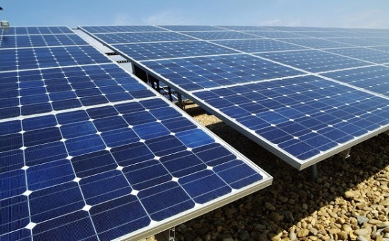 Conoce la primera planta fotovoltaica construida en España sin primas ni subvenciones