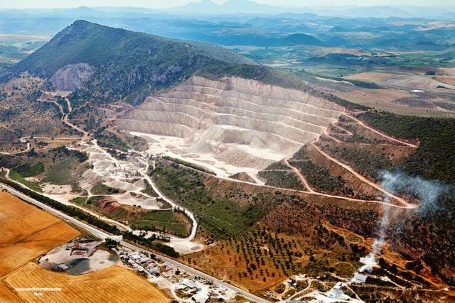 Las Sierra de Esparteros en fase de ‘demolición’
