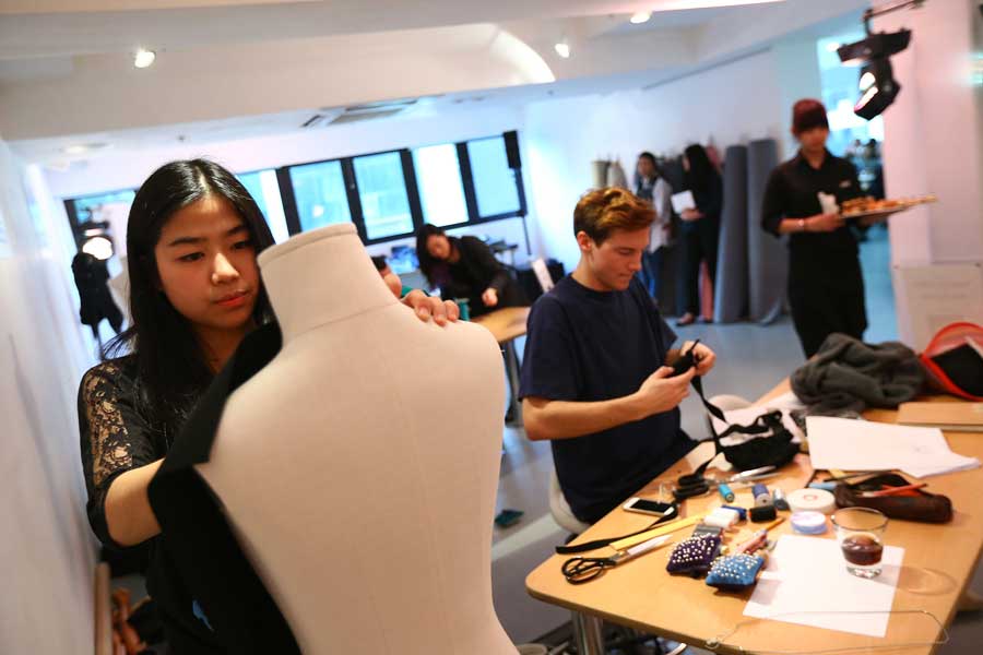 Ford. Asientos de coche con tejidos reciclados