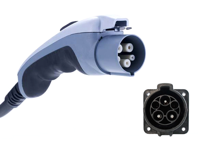 El Cabildo de Lanzarote pone en marcha el tercer punto de recarga rápida para vehículos eléctricos