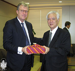 El BCIE gestiona en Japón crédito a largo plazo para energía limpia