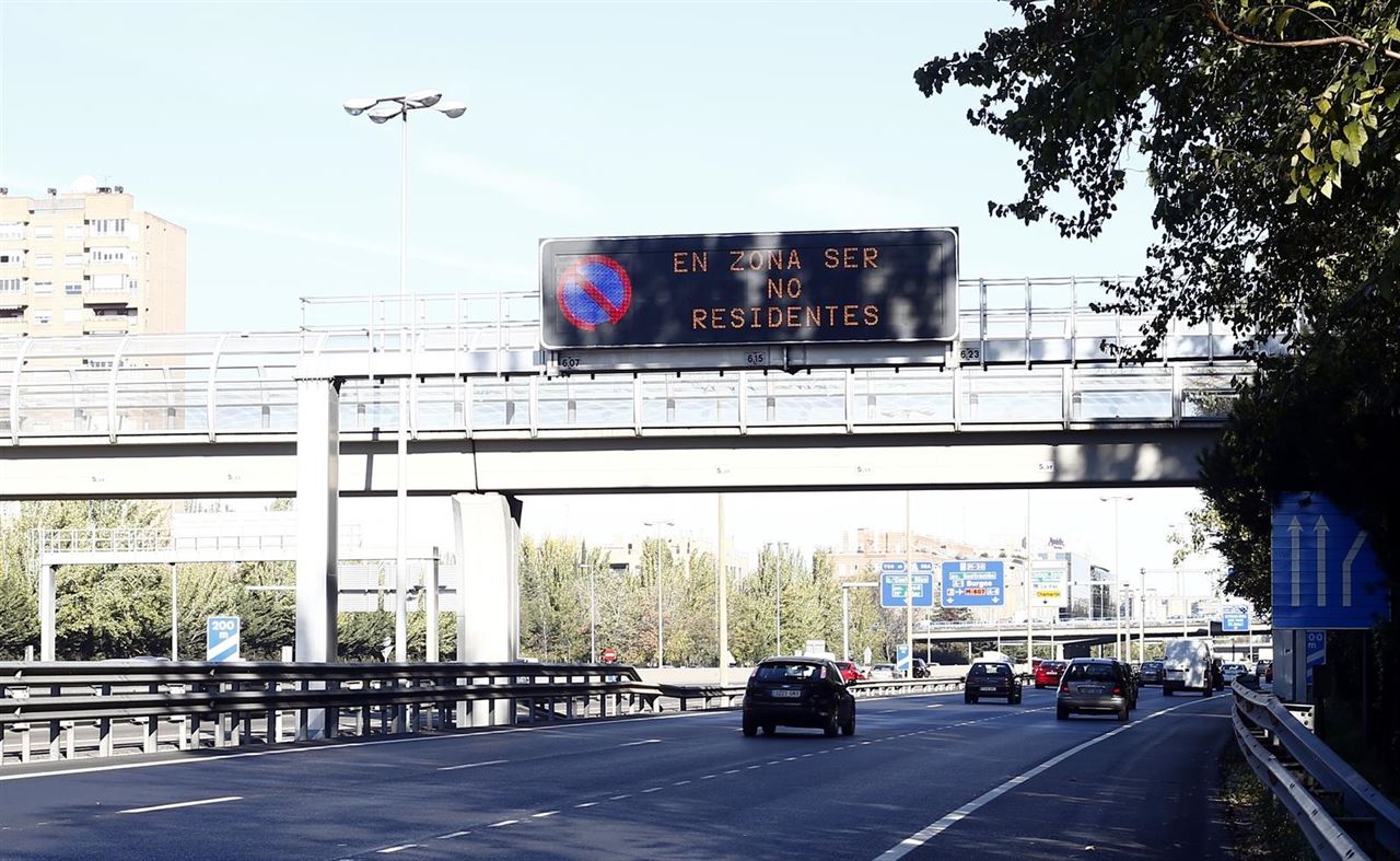 Madrid multará desde hoy a los conductores que superen los 70 km/h en la M-30