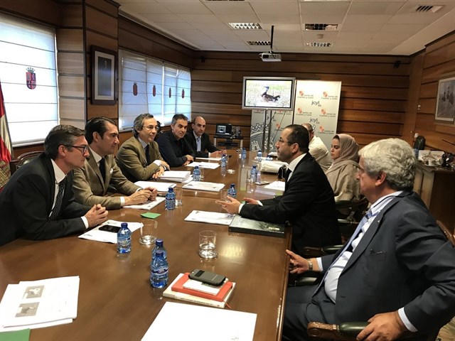 España y Emirato de Abu-Dabi trabajarán conjuntamente en la conservación de las aves esteparias