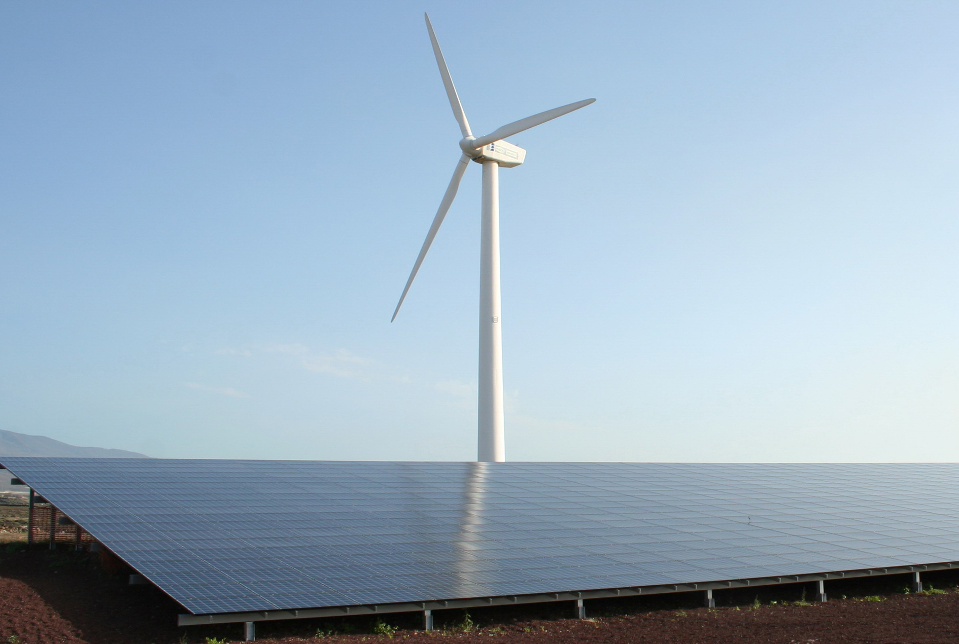 Destinan 2.5 millones de dólares para energías renovables y limpias