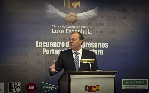Extremadura. Monago reclama al Gobierno puntos de encuentro en renovables
