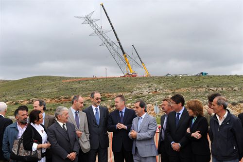 El eje eléctrico de Fuendetodos-Mezquita tendrá 80 kilómetros de longitud