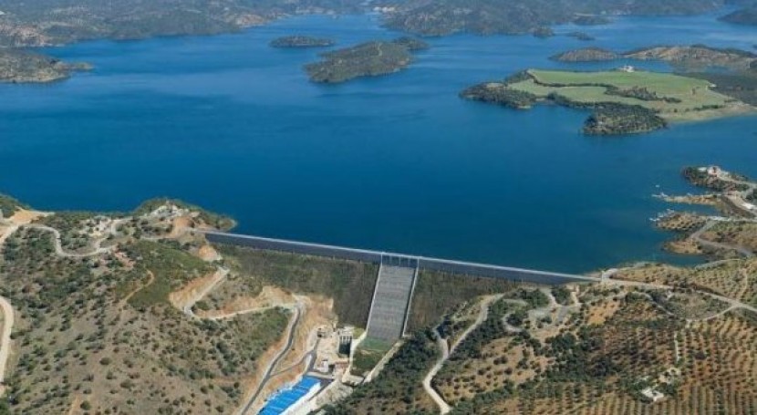 Embalses andaluces al 50