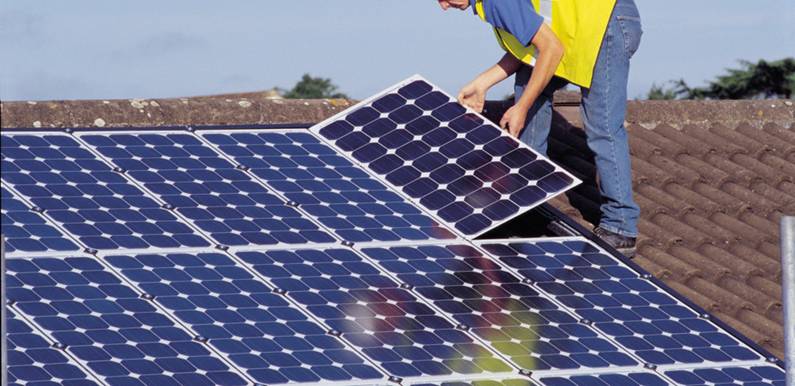 Los ingenieros industriales ‘apuestan’ por el autoconsumo de electricidad