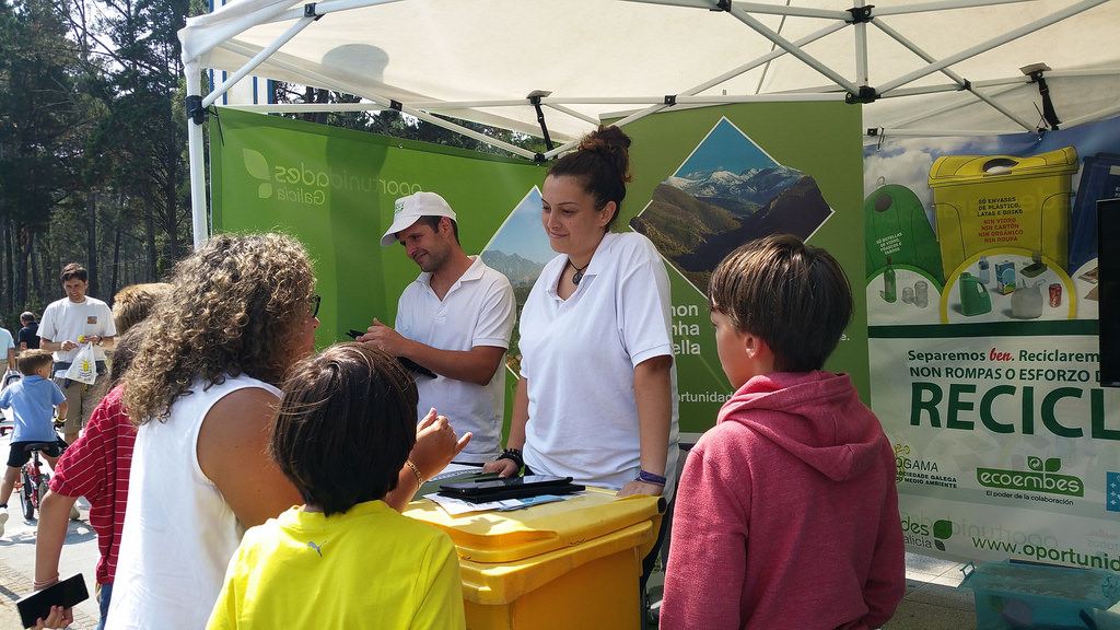 (Galicia) El aula móvil del reciclaje llega a O Barco de Valdeorras con el objetivo de ayudar a sus vecinos a reciclar más y mejor