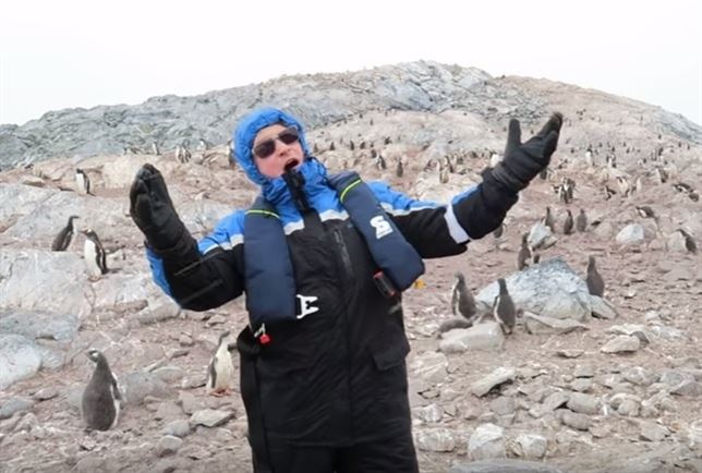 Pingüinos en la ópera (MIRA este VIDEO)