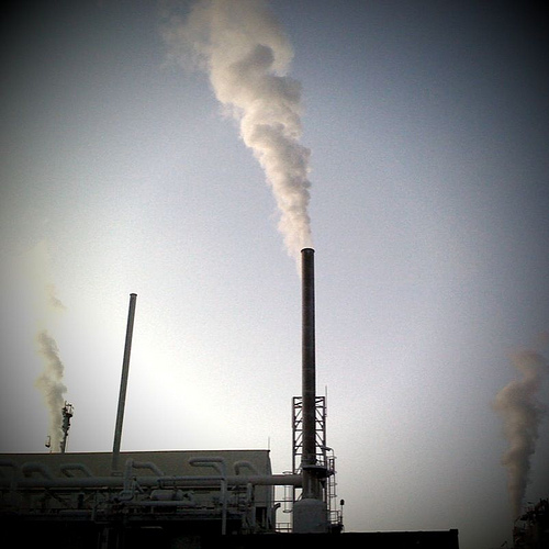 La industria europea aumentó un 3% sus emisiones de CO2 en 2010