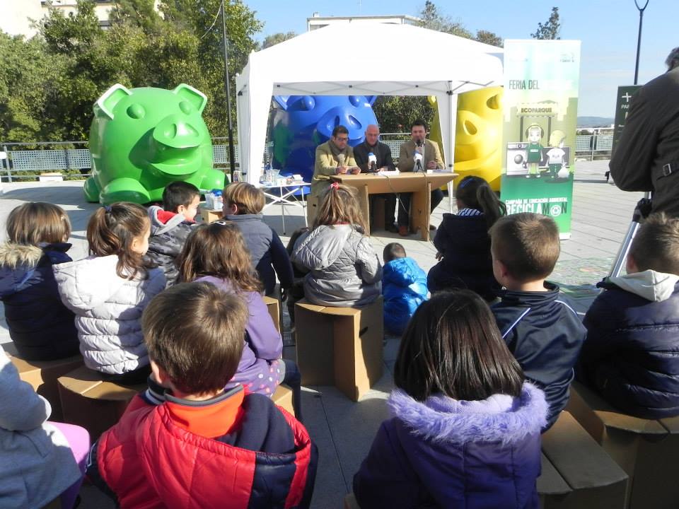La Diputación impulsa el reciclaje de pilas con 500 contenedores repartidos en 100 municipios