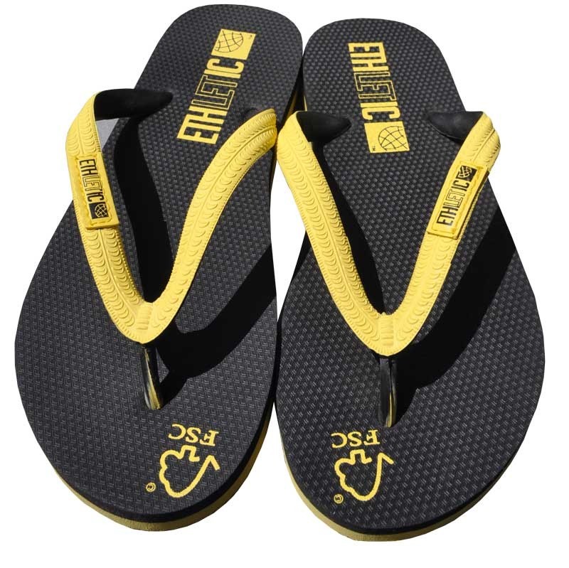 Chanclas Ethletic de Comercio Justo. Color Amarillo y Negro