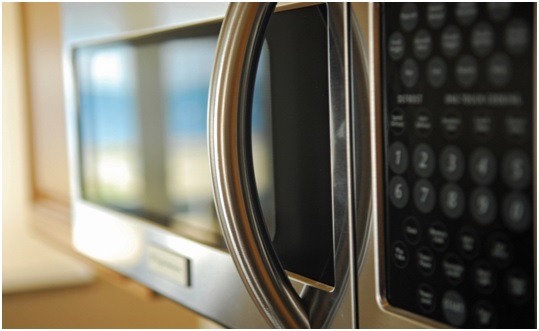 Horno microondas: un peligro en tu cocina