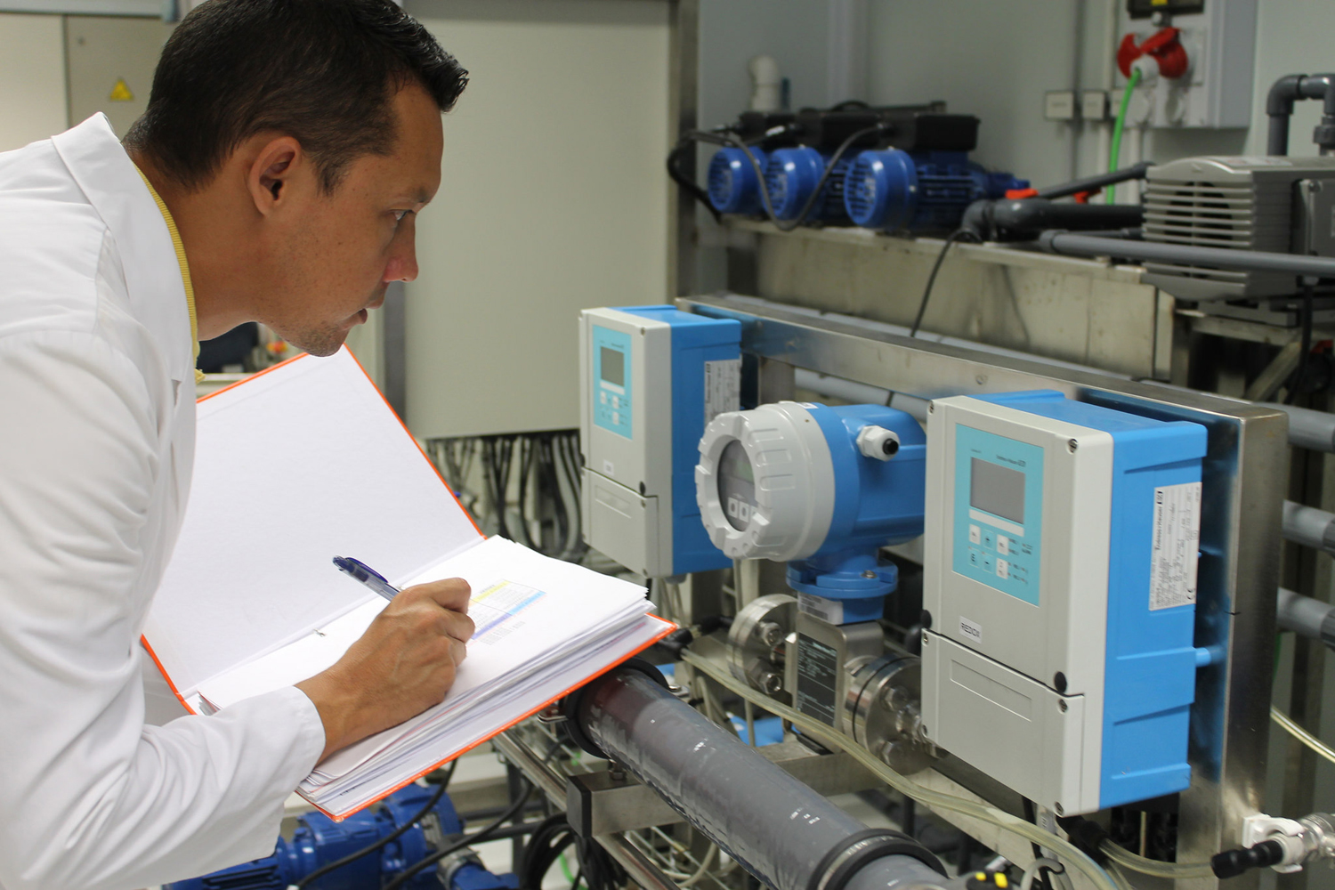 Ahorrar costes en la industria alimentaria mediante una gestión integral y sostenible del agua