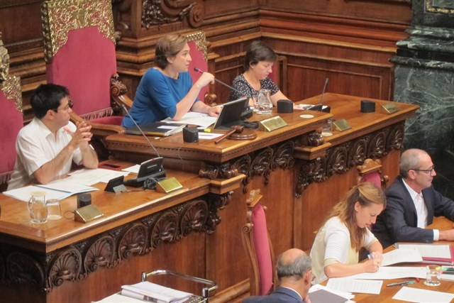 Barcelona se compromete a reducir los productos fitosanitarios en la jardinería pública