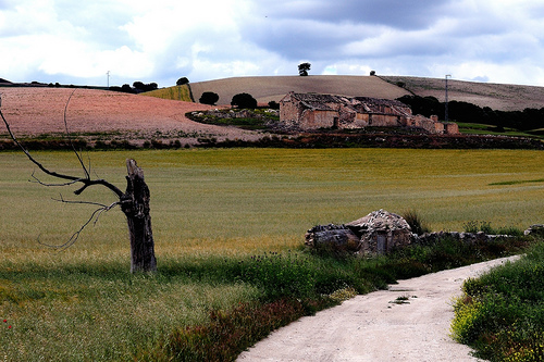 Impulsan la mejora de enclaves en los Montes Orientales para fomentar el turismo rural