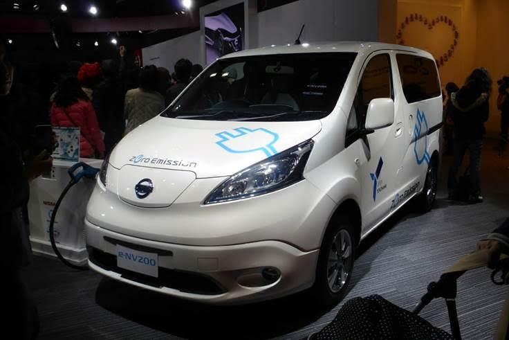 Málaga ofrece 14 puntos de recarga para vehículos eléctricos en los aparcamientos municipales