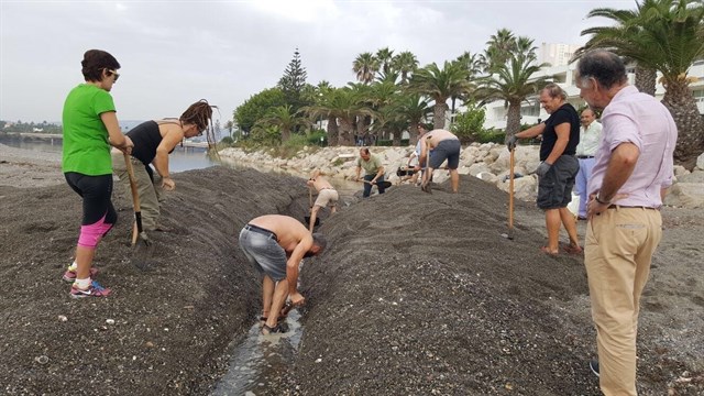 Verdemar reclama la implicación de las administraciones para evitar la "erosión" del río Guadiaro en San Roque (Cádiz)