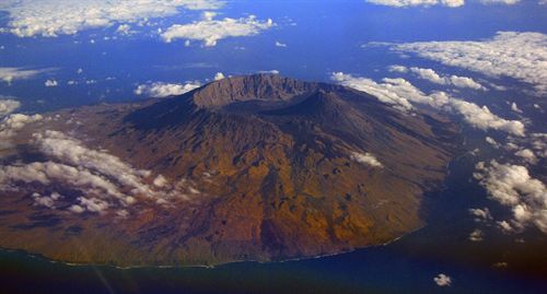 Despierta el volcán Pico do Fogo (Cabo Verde)