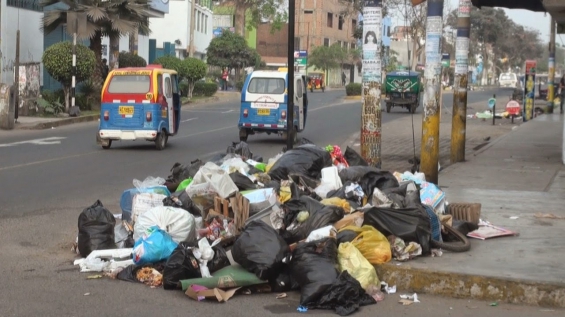 Cuántas toneladas de residuos sólidos genera cada día Perú