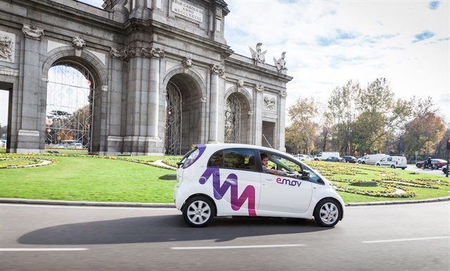 PSA lanza en Madrid un nuevo servicio de alquiler de coches eléctricos