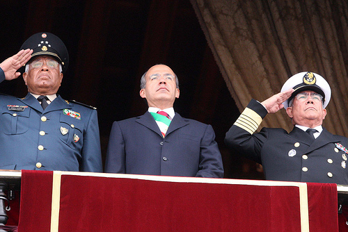 Calderón insta a la comunidad internacional a no salir de la Cumbre del Clima de Cancún "con las manos vacías"