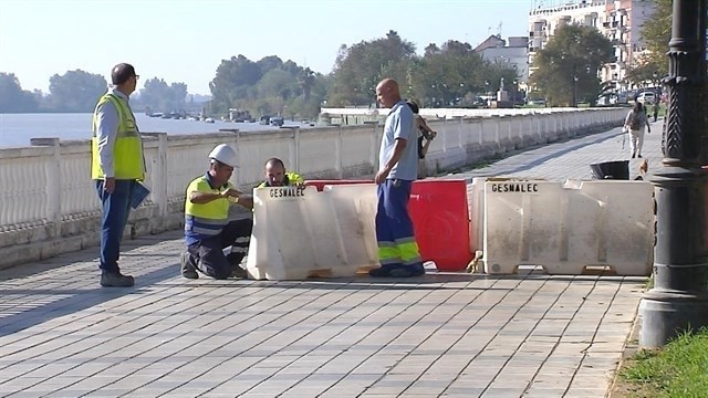 Afectados por el episodio de hedores de Coria reclaman "decisiones más drásticas" al repuntar el mal olor