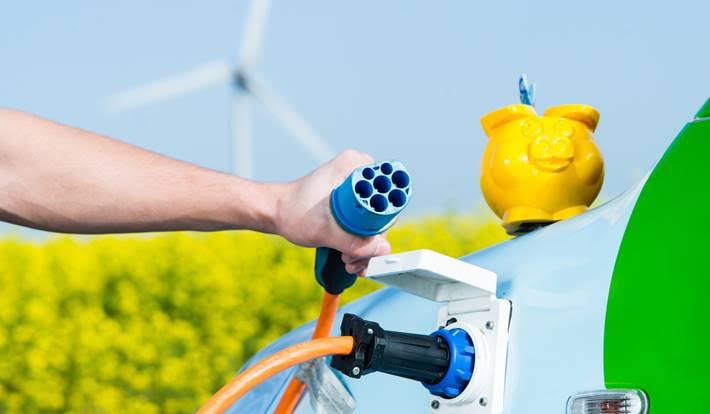 Adelántate al sector de la automoción con este curso de vehículos eléctricos