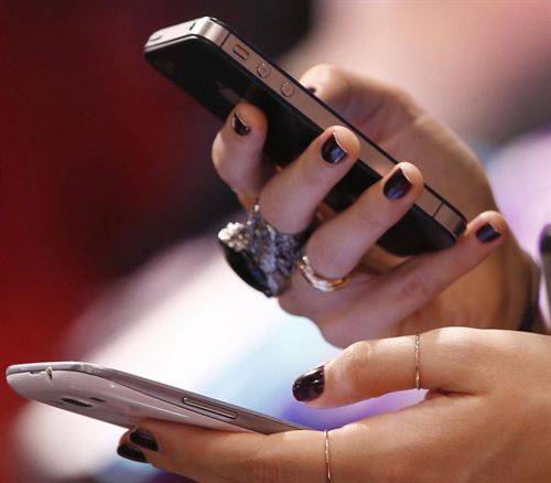 Los móviles no reciclados generan 1.000 toneladas de residuos