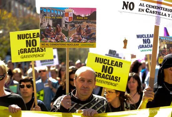 Greenpeace rechaza el cementerio nuclear porque es un derroche económico y un riesgo innecesario