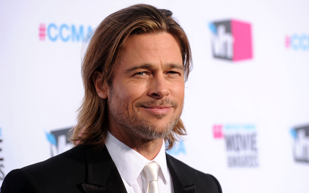 Correa ‘reta’ a Brad Pitt a saber toda la verdad sobre el juicio contra Chevron
