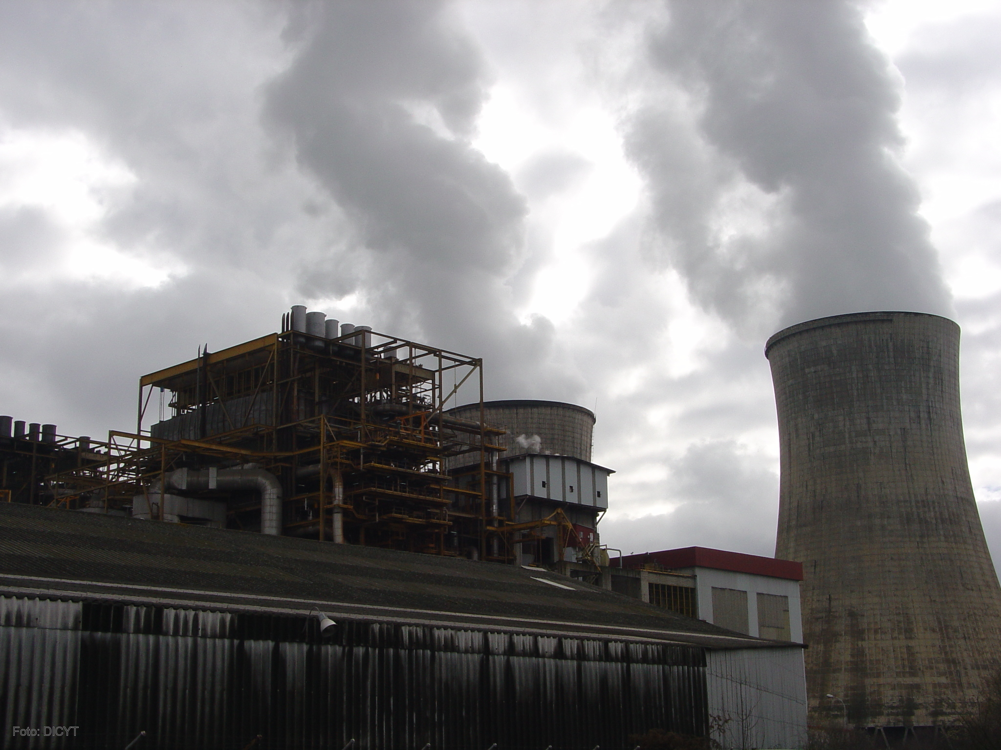 Los socialistas europeos piden que las 143 centrales nucleares de la UE se sometan a test de estrés