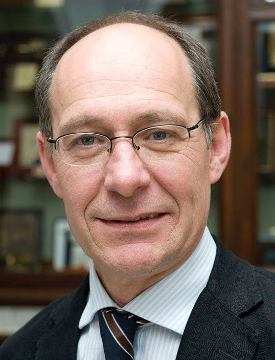 Díaz Trillo entrega a la compañía Siderúrgica Sevillana el Distintivo de Calidad Ambiental