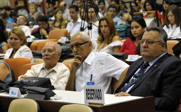 Expondrán en la Isla peligros del cambio climático y daños costeros