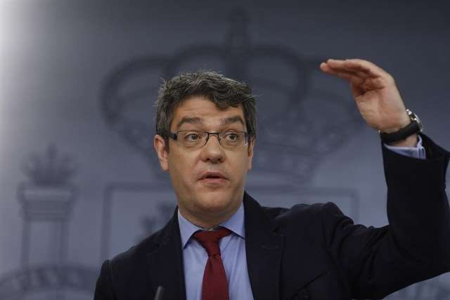 Nadal ahora se ‘descuelga’ con que el aumento de generación eléctrica se hará con energías renovables