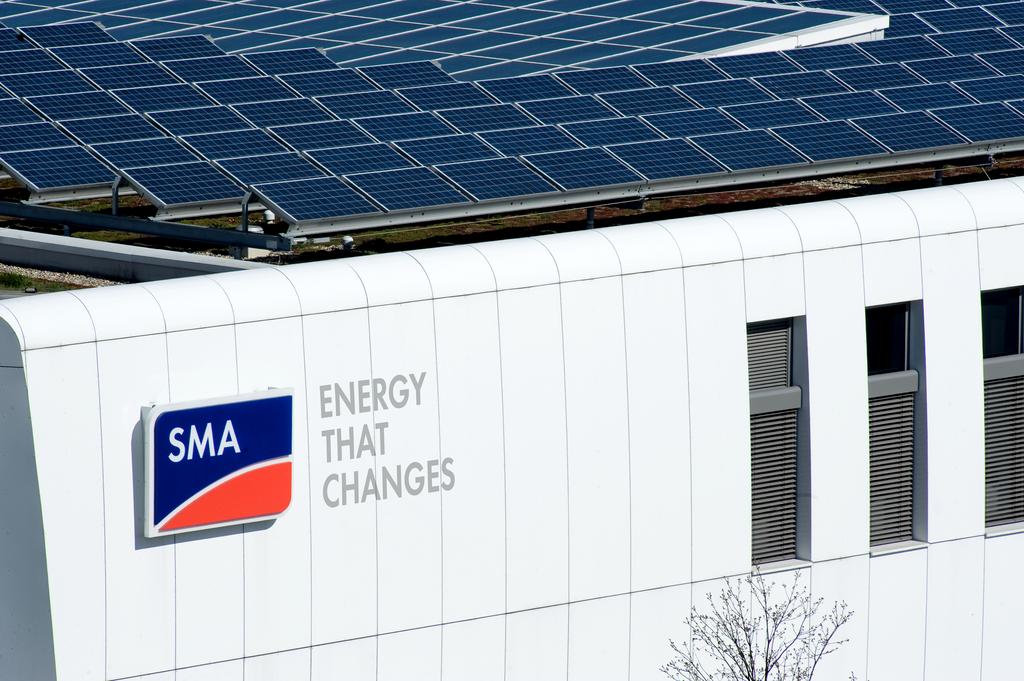 Resultado en 2012: SMA Solar Technology AG se mantiene en una buena posición pese al difícil entorno de mercado