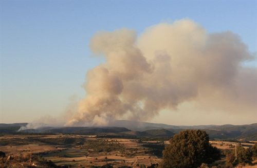 Controlado un incendio de Cañada del Hoyo (Cuenca) tras más de 15 horas de trabajo