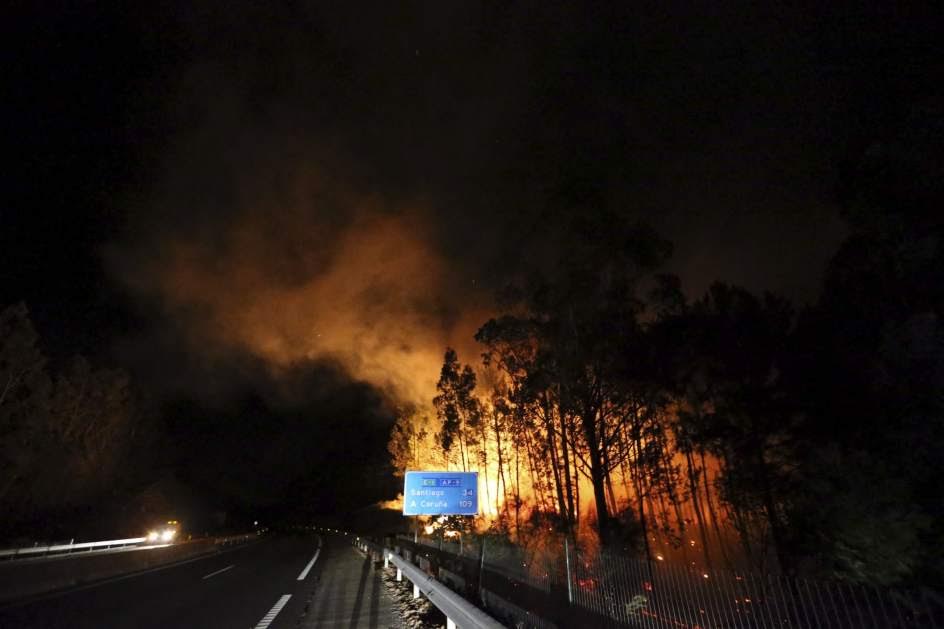 El Gobierno declarará próximamente Galicia y el noroeste "zonas afectadas gravemente" por emergencia tras los incendios