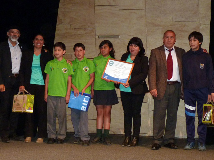 Escuelas Municipales reciben Certificación Ambiental Escolar del Ministerio de Medio Ambiente