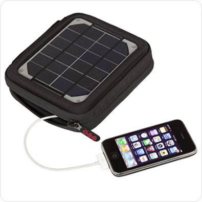 Voltaic AMP solar charger - Estuche cargador solar iphone