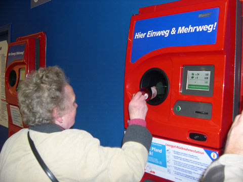 Retorna reclama al Gobierno la implantación del Sistema de Retorno de envases para aumentar el reciclaje sin coste